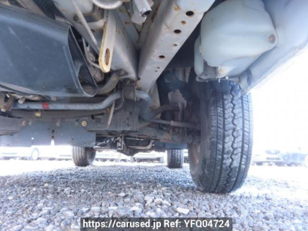 Used 2003 AT toyota regiusace-van TRH102V Image[29]
