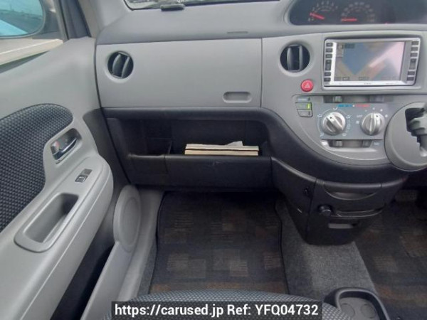 Used 2005 AT toyota sienta NCP81G Image[18]