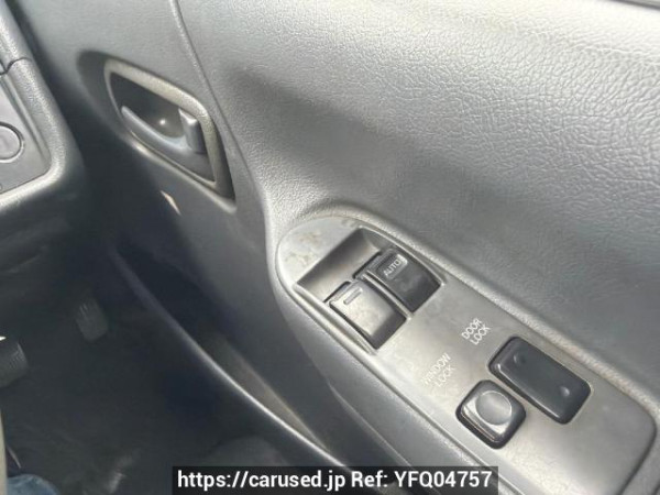 Used 2004 AT toyota regiusace-van TRH112V Image[12]