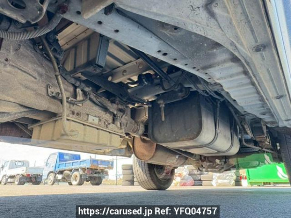 Used 2004 AT toyota regiusace-van TRH112V Image[36]