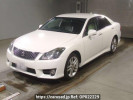 Toyota Crown GRS200