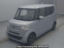Honda N-BOX JF1