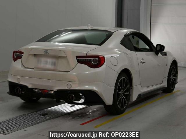 ゆー Buy Used 2021 Toyota 86 ZN6 (OP0223EE) - Carused.jp