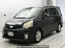 Toyota Noah ZRR70W