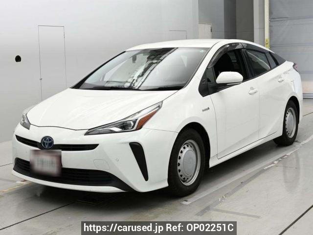 Buy Used 2019 Toyota Prius ZVW51 (OP02251C) - Carused.jp