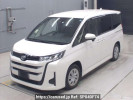 Toyota Noah MZRA90W