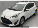 Toyota Aqua NHP10