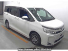 Toyota Voxy ZRR80G