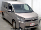 Toyota Voxy ZRR85G