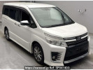 Toyota Voxy ZRR80W