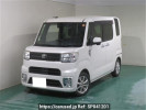 Toyota Pixis Mega LA700A