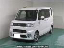 Toyota Pixis Mega LA700A