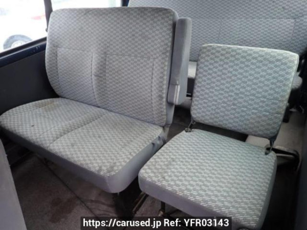 Used 2002 AT toyota hiace-wagon RZH111G Image[15]
