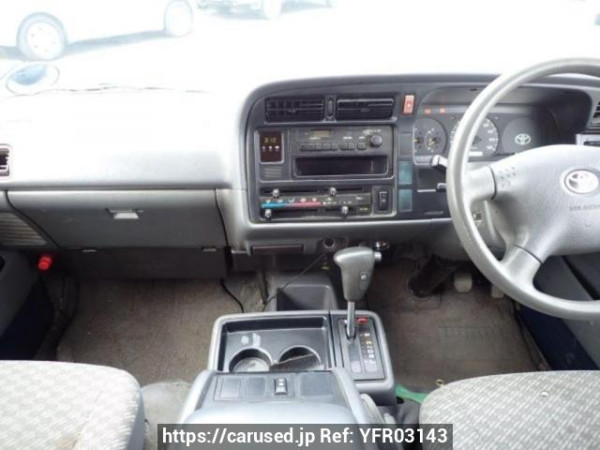 Used 2002 AT toyota hiace-wagon RZH111G Image[19]