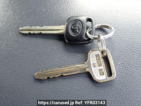 Used 2002 AT toyota hiace-wagon RZH111G Image[25]