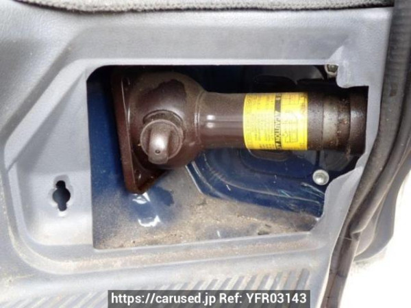 Used 2002 AT toyota hiace-wagon RZH111G Image[36]