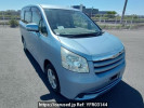 Toyota Noah ZRR70G