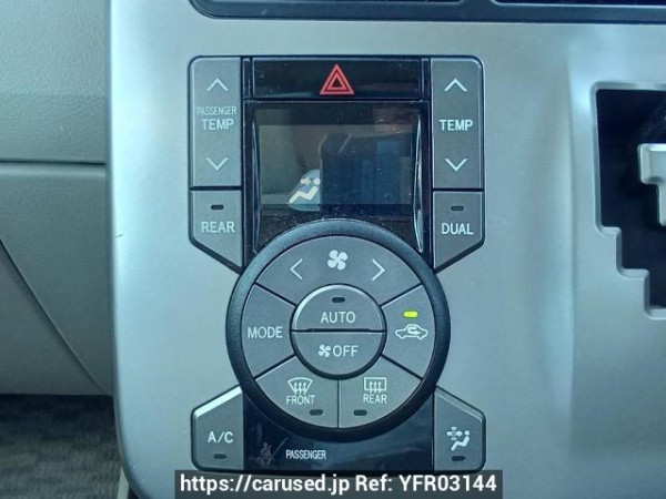 Used 2008 AT toyota noah ZRR70G Image[25]