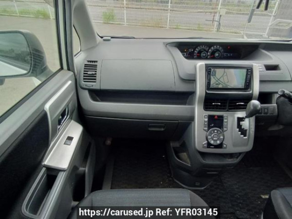 Used 2008 AT toyota voxy ZRR70W Image[19]