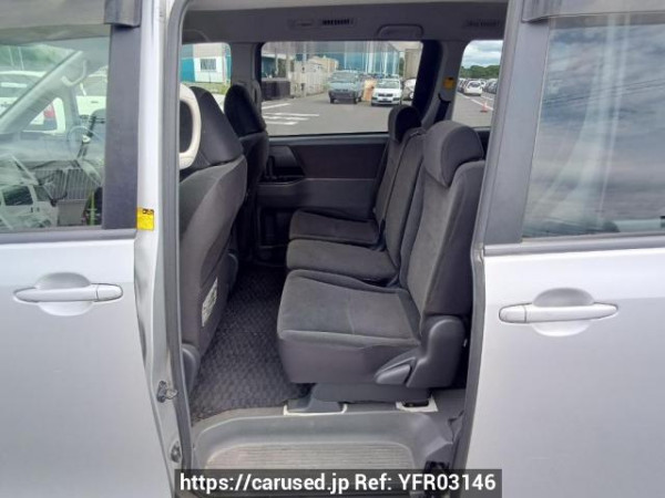 Used 2008 AT toyota noah ZRR70G Image[16]