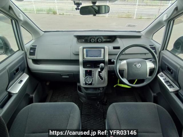 Used 2008 AT toyota noah ZRR70G Image[18]