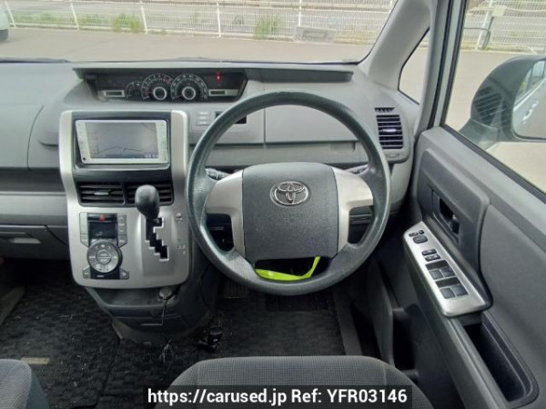 Used 2008 AT toyota noah ZRR70G Image[20]