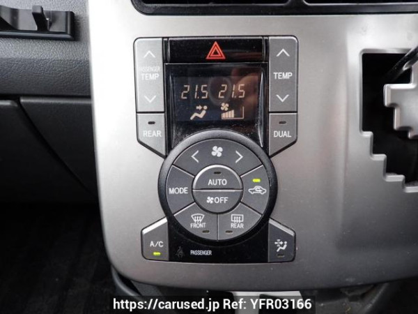 Used 2009 AT toyota voxy ZRR70W Image[24]