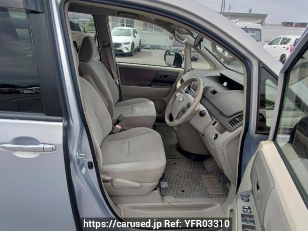 Used 2010 AT toyota noah ZRR70G Image[12]