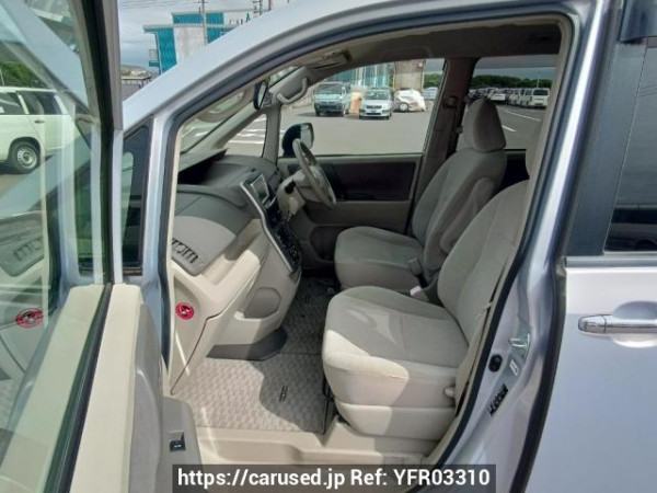 Used 2010 AT toyota noah ZRR70G Image[13]