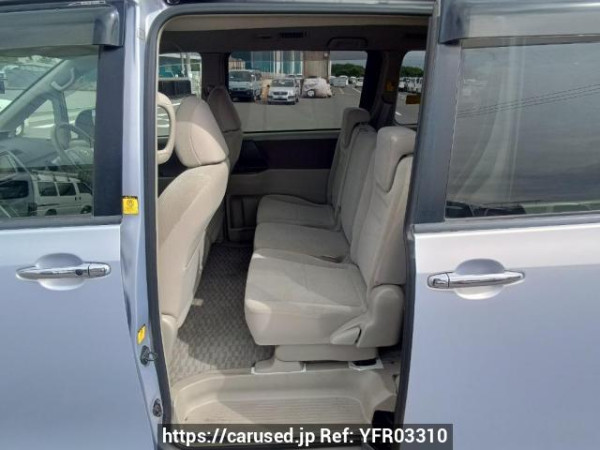 Used 2010 AT toyota noah ZRR70G Image[15]