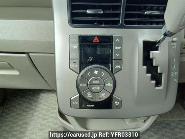Used 2010 AT toyota noah ZRR70G Image[21]