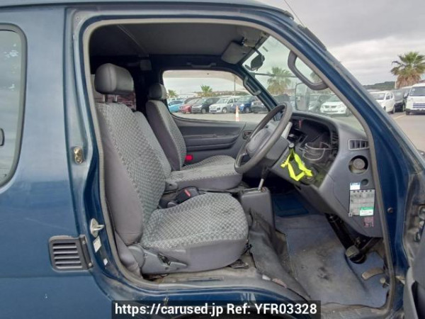 Used 2003 AT toyota hiace-van TRH112V Image[12]