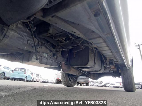Used 2003 AT toyota hiace-van TRH112V Image[32]