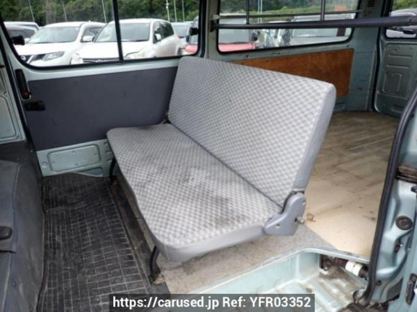 Used 2003 AT toyota regiusace-van RZH112V Image[15]