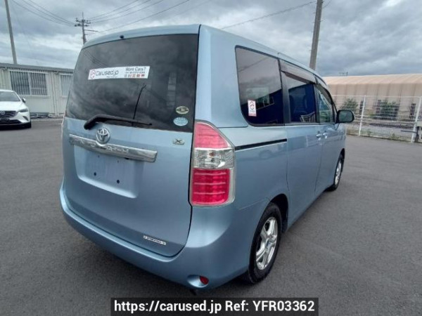 Used 2007 AT toyota noah ZRR70G Image[6]