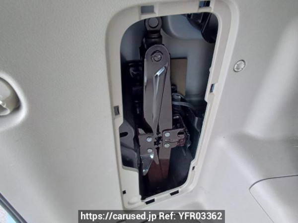 Used 2007 AT toyota noah ZRR70G Image[43]