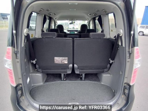 Used 2008 AT toyota noah ZRR70G Image[8]