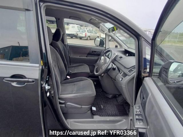 Used 2008 AT toyota noah ZRR70G Image[13]