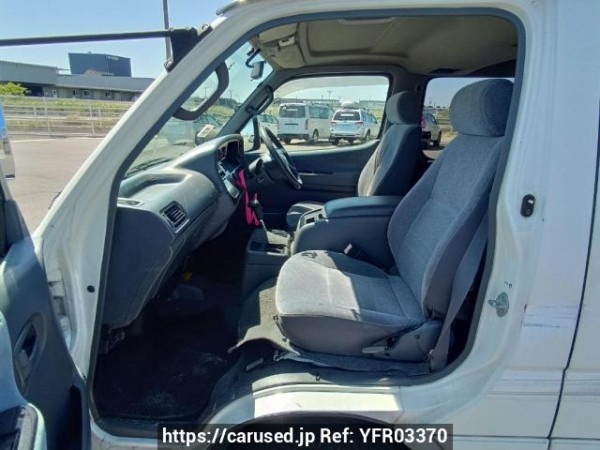 Used 2004 AT toyota hiace-van TRH112V Image[15]