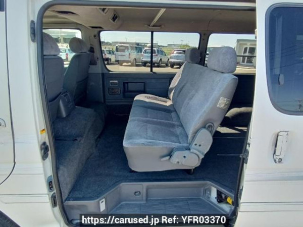 Used 2004 AT toyota hiace-van TRH112V Image[16]