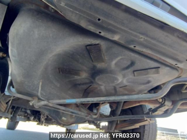 Used 2004 AT toyota hiace-van TRH112V Image[38]