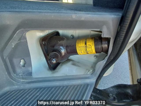Used 2004 AT toyota hiace-van TRH112V Image[40]