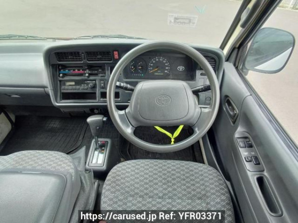Used 2003 AT toyota hiace-van TRH112V Image[18]