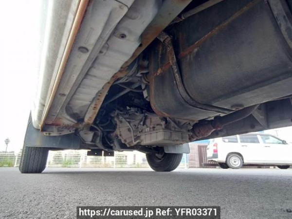 Used 2003 AT toyota hiace-van TRH112V Image[34]