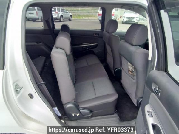Used 2005 AT toyota wish ZNE10G Image[15]