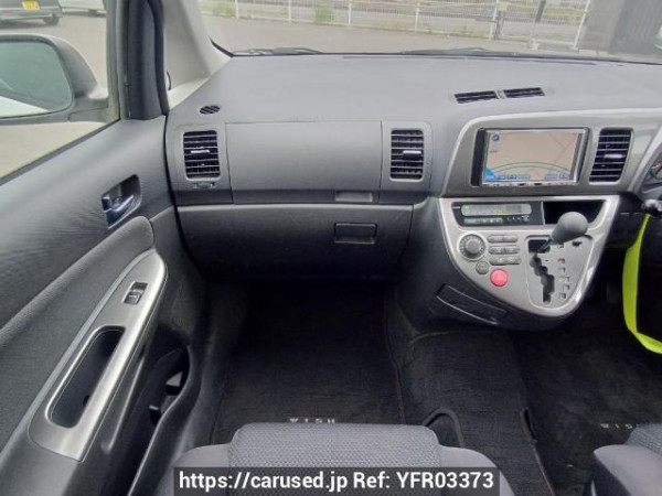Used 2005 AT toyota wish ZNE10G Image[19]