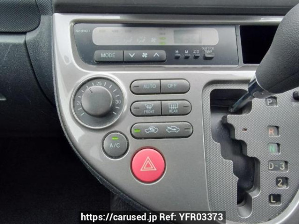 Used 2005 AT toyota wish ZNE10G Image[25]