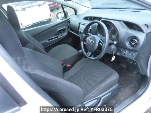 Used 2017 AT toyota vitz KSP130 Image[11]