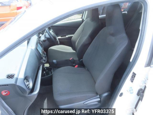 Used 2017 AT toyota vitz KSP130 Image[12]