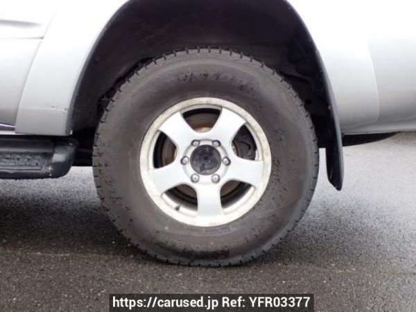 Used 2005 AT toyota hilux-surf TRN215W Image[29]